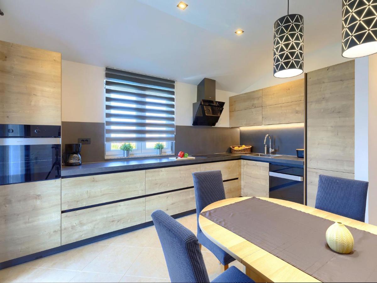 Holiday Home House Eric&Paolo By Interhome Pula Luaran gambar
