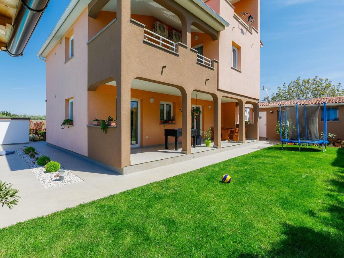 Holiday Home House Eric&Paolo By Interhome Pula Luaran gambar